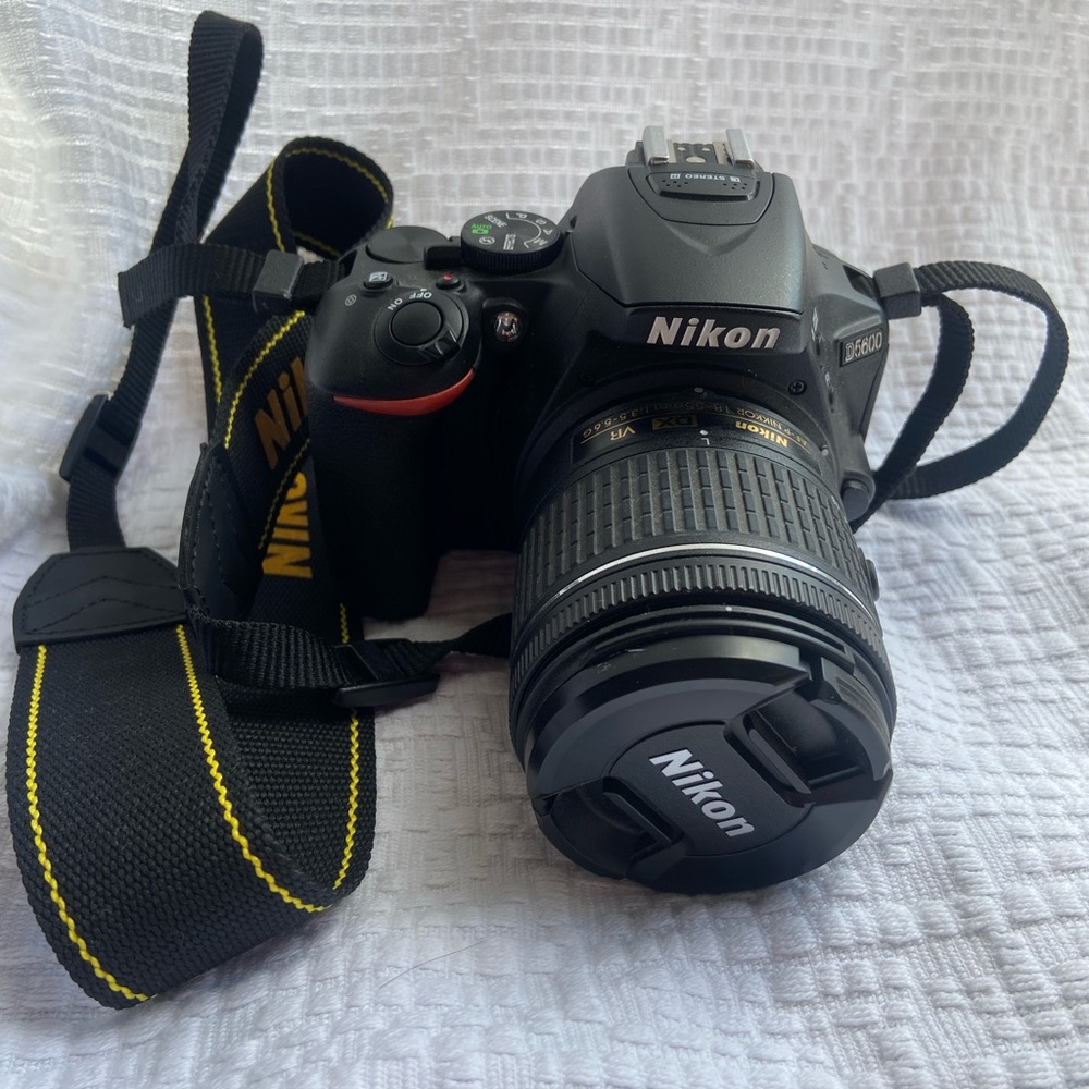 Nikon D5600